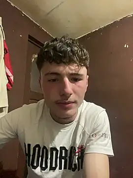 denysio69 online show from April 15, 2026, 9:37 pm