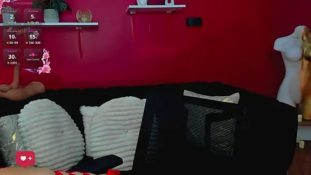 Sofia Velvetx online show from April 16, 2026, 1:56 pm