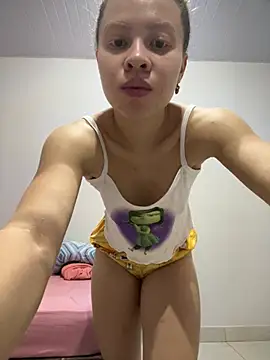 jhully hot online show from May 17, 2026, 1:11 pm
