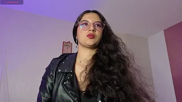 babylexi18 online show from April 11, 2026, 8:23 pm