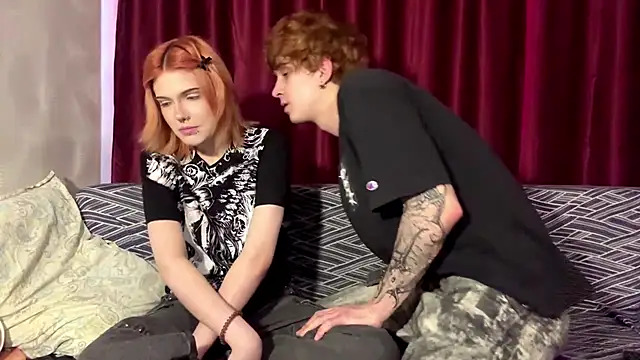 DreamyPair online show from April 16, 2026, 8:26 am