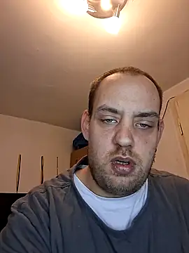 fettgail-0507 online show from April 1, 2026, 10:38 am