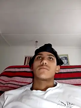 daddys home69 online show from April 18, 2026, 7:54 am