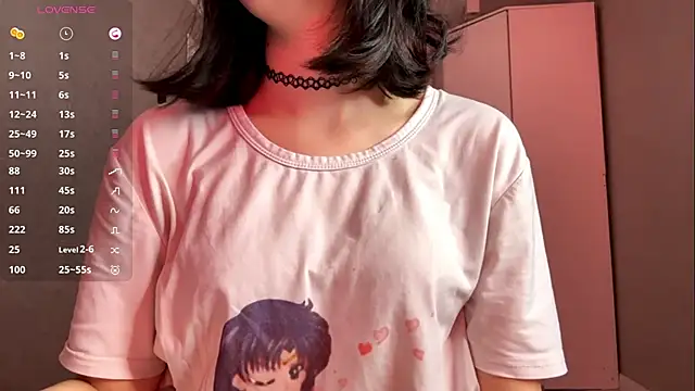 AmeliaMiotii online show from April 15, 2026, 11:16 am