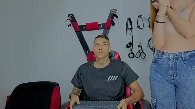 Hana and Zeta2026 online show from March 31, 2026, 12:18 pm