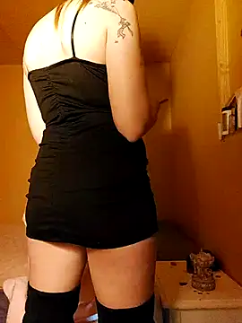 sensualkittysex online show from April 6, 2026, 9:16 pm