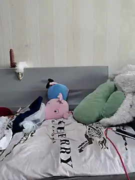 JiaojiaoER online show from April 15, 2026, 5:57 am