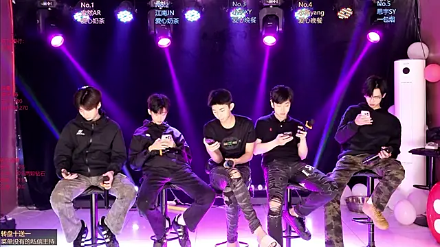 AOA-boy001 online show from April 17, 2026, 10:23 pm