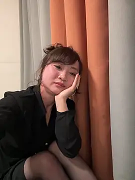 Huihui 518 online show from April 6, 2026, 5:14 pm