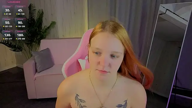 Candy Lirr online show from April 13, 2026, 2:15 am