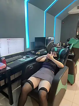 TTbeibi-178 online show from April 12, 2026, 2:42 pm