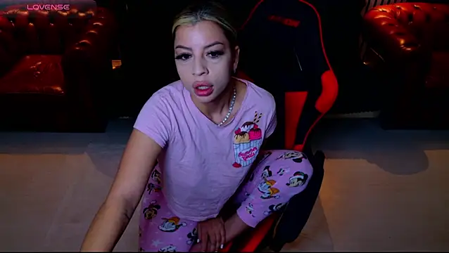 Ohh Nicole online show from April 10, 2026, 6:53 am