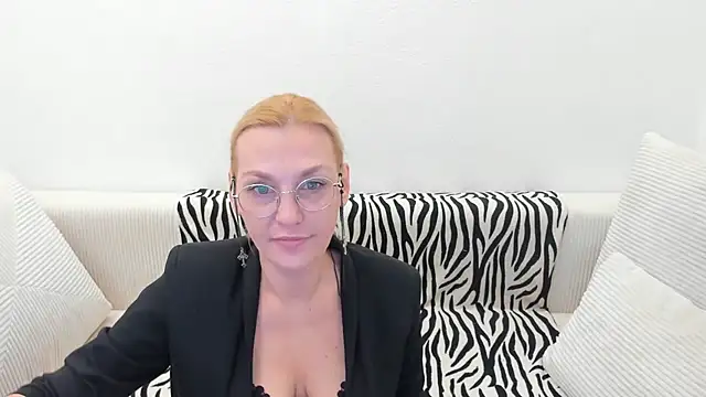 OeigesMik online show from April 14, 2026, 9:36 am