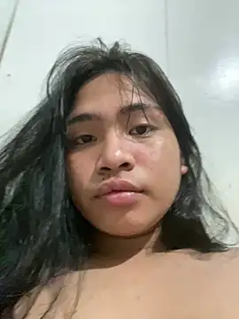Snapshot of lulueraxxxx chatting on June 28, 2026, 1:28 pm lulueraxxxx online show from June 28, 2026, 1:28 pm