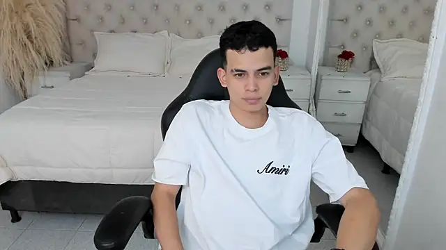 DrakoStone online show from April 11, 2026, 8:45 pm