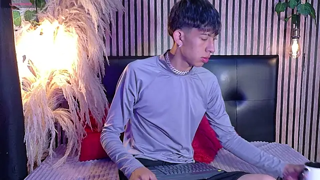 Tommy Fox online show from April 8, 2026, 12:50 pm