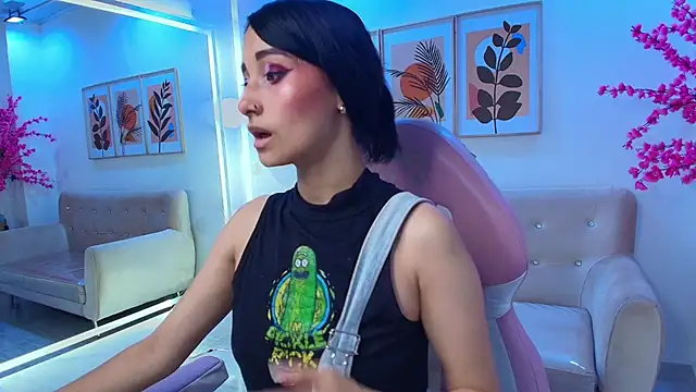 Palmer foxx online show from April 14, 2026, 3:11 am