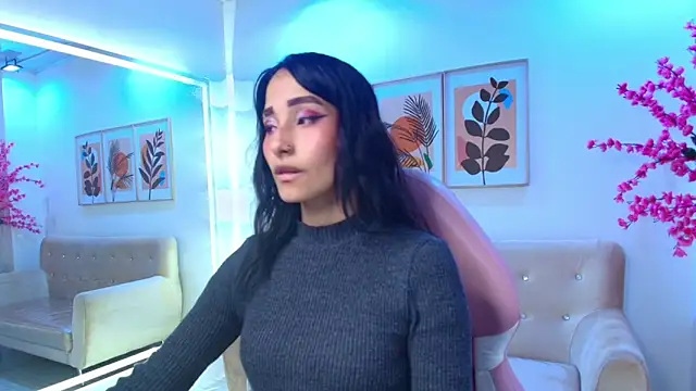 Palmer foxx online show from April 19, 2026, 3:29 am