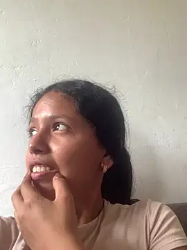 Cataleya2026 online show from April 15, 2026, 7:58 pm