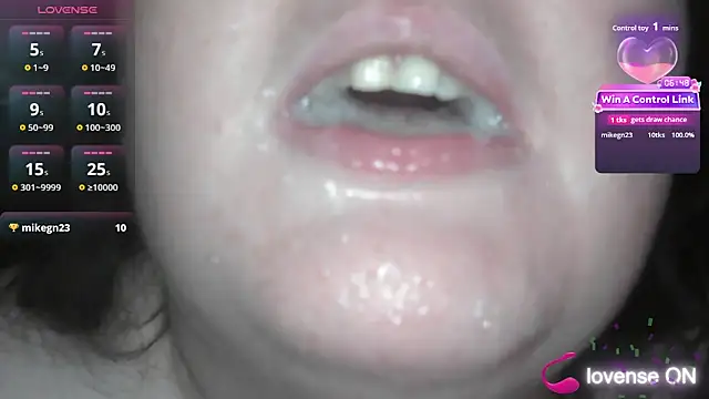 chubbydevil22 online show from April 21, 2026, 10:27 pm