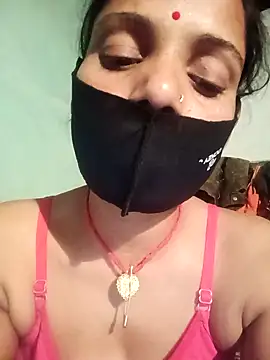 Sapnaroy1213 online show from April 27, 2026, 3:54 pm