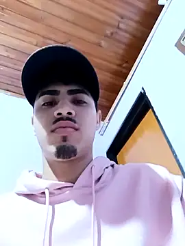 LucaColmal online show from April 18, 2026, 2:47 am