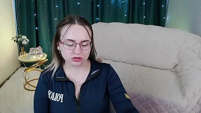 Bella Evansss1 online show from March 29, 2026, 6:48 am