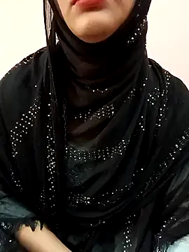 Miss Noor   online show from April 3, 2026, 6:31 am