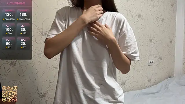 NamiLoon online show from June 8, 2026, 2:34 am