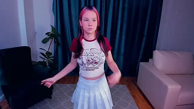 EnolaNewand online show from April 7, 2026, 3:14 pm