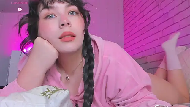 NatalForsy online show from April 15, 2026, 10:43 am