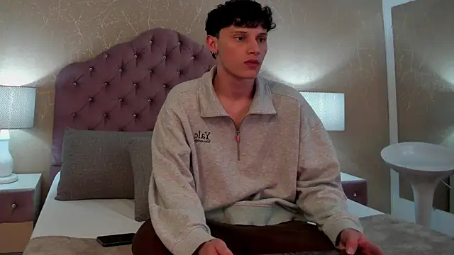 LephyStar online show from April 10, 2026, 3:35 am