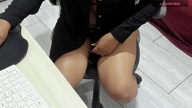 Samanta Vegaa online show from April 15, 2026, 11:38 am