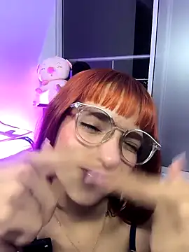 Chloee Reed online show from April 9, 2026, 6:19 am