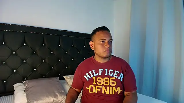 Jay Dusk online show from April 5, 2026, 3:35 am