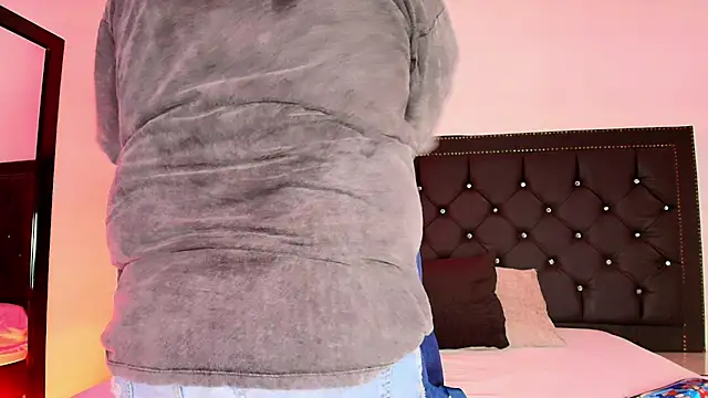 Jay Dusk online show from April 12, 2026, 3:43 am