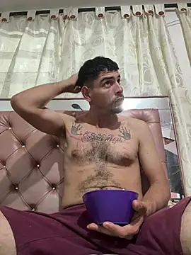 Lherzamxx online show from April 12, 2026, 9:56 am