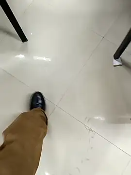 herochoclateboy online show from March 31, 2026, 8:05 am