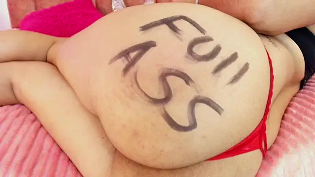 Mia Slut Full online show from March 31, 2026, 9:06 pm