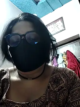 purvi46 online show from April 3, 2026, 7:53 pm