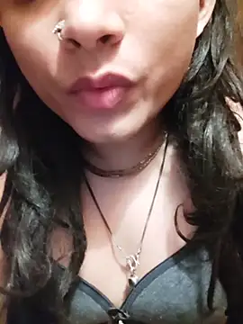 SweetTsAngel online show from April 15, 2026, 6:12 pm