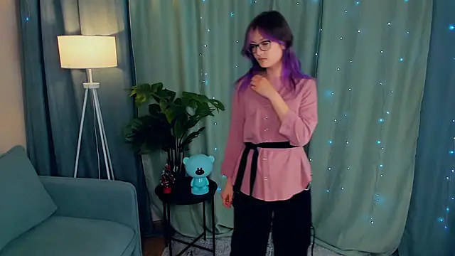 SuRenzi online show from April 2, 2026, 3:41 pm