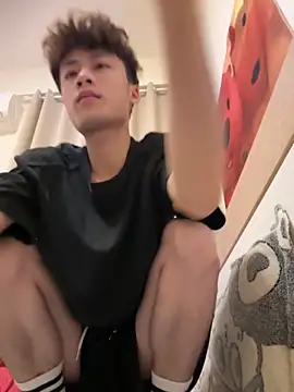 sexyboy-3525 online show from April 7, 2026, 4:42 pm