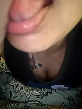 Snapshot of riyaa_sexyy chatting on July 18, 2026, 8:39 pm riyaa sexyy online show from July 18, 2026, 8:39 pm