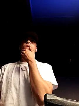 nico herrera   online show from April 5, 2026, 5:19 pm