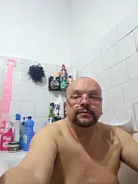 Cristo1982 online show from April 17, 2026, 6:11 pm