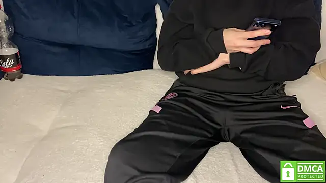 NaughtysecretsDE online show from April 10, 2026, 6:15 pm