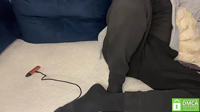 NaughtysecretsDE online show from April 14, 2026, 6:57 pm