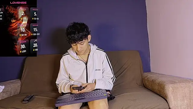 eros fangs online show from April 2, 2026, 12:18 am