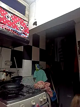 QUEEN TABOO online show from April 7, 2026, 2:24 am